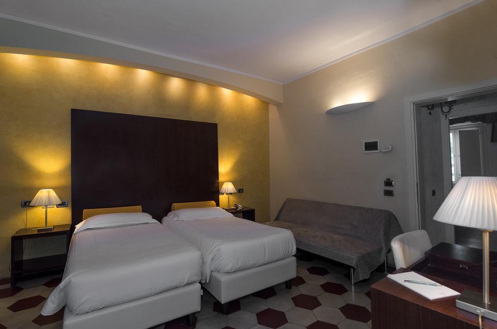 Hotel Novecento Pisa Exterior photo