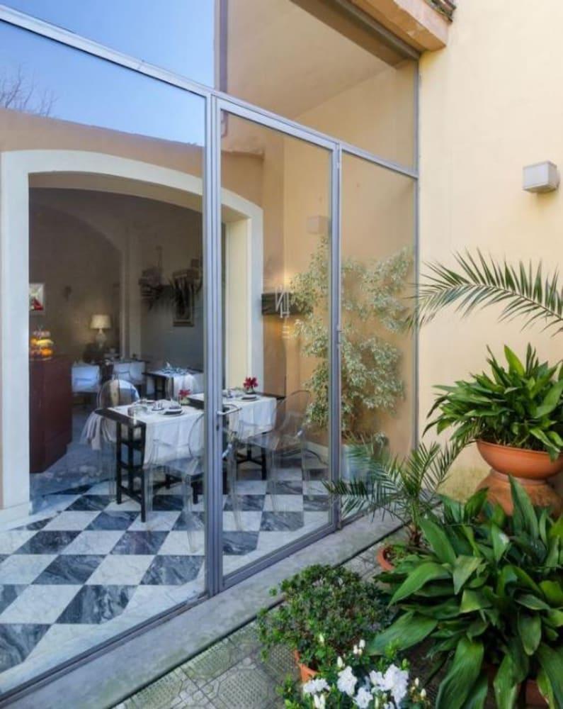 Hotel Novecento Pisa Exterior photo